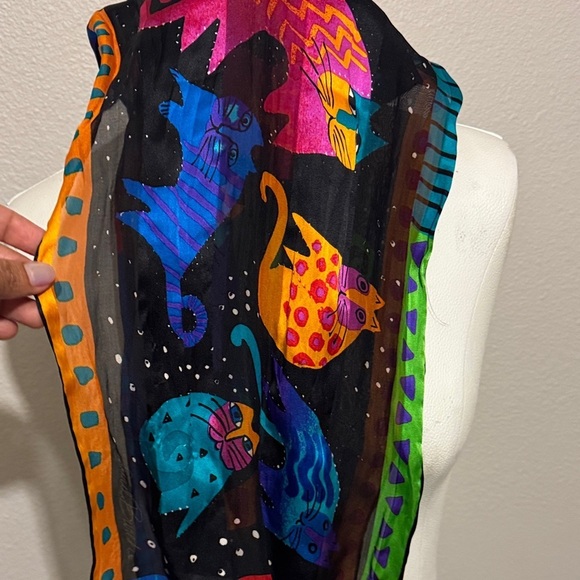 Laurel Burch Colorful Cats Scarf - Picture 5 of 5